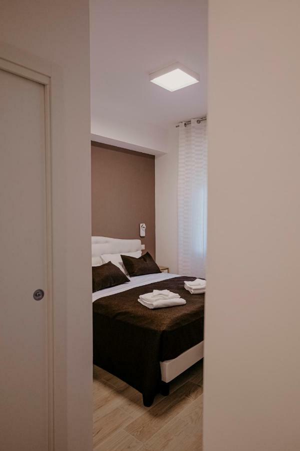 Nannare' Rooms เรจโจเอมิเลีย ภายนอก รูปภาพ