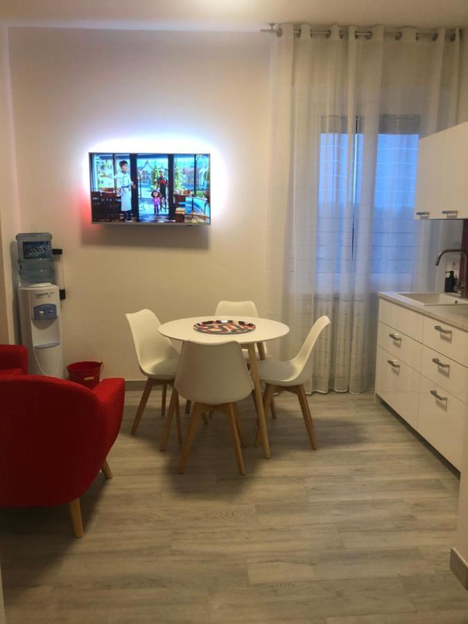 Nannare' Rooms เรจโจเอมิเลีย ภายนอก รูปภาพ